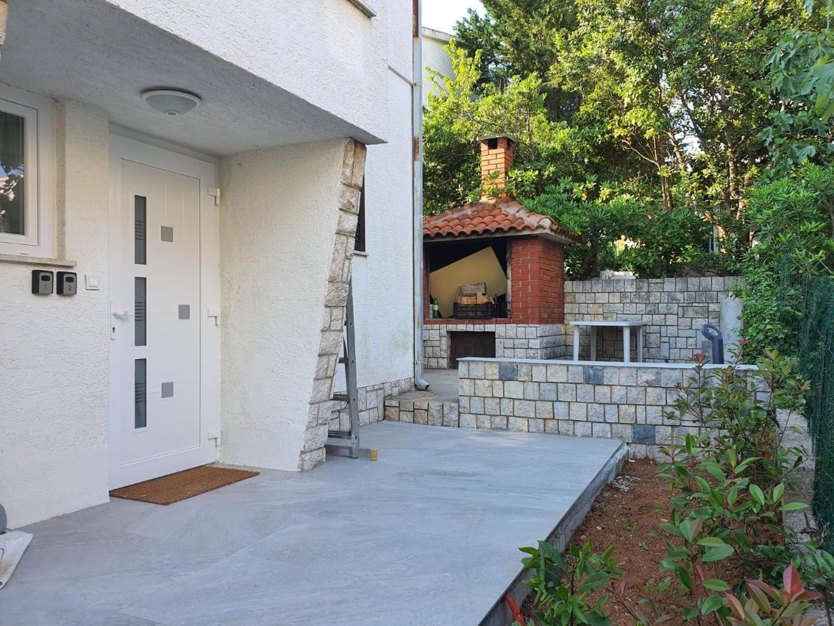 Vila Beleca Krk - Apartments Rest & Sea Đảo Krk Ngoại thất bức ảnh