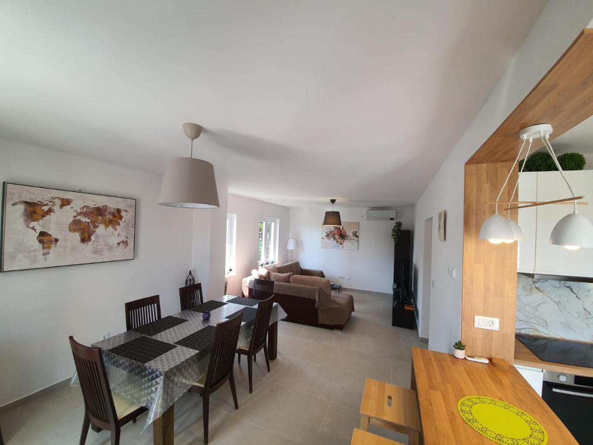 Vila Beleca Krk - Apartments Rest & Sea Đảo Krk Ngoại thất bức ảnh