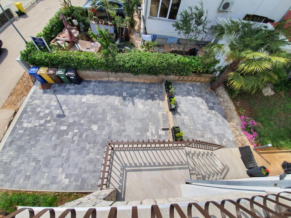 Vila Beleca Krk - Apartments Rest & Sea Đảo Krk Ngoại thất bức ảnh