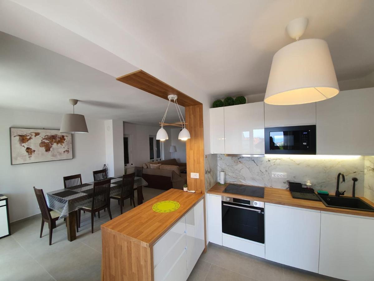 Vila Beleca Krk - Apartments Rest & Sea Đảo Krk Ngoại thất bức ảnh